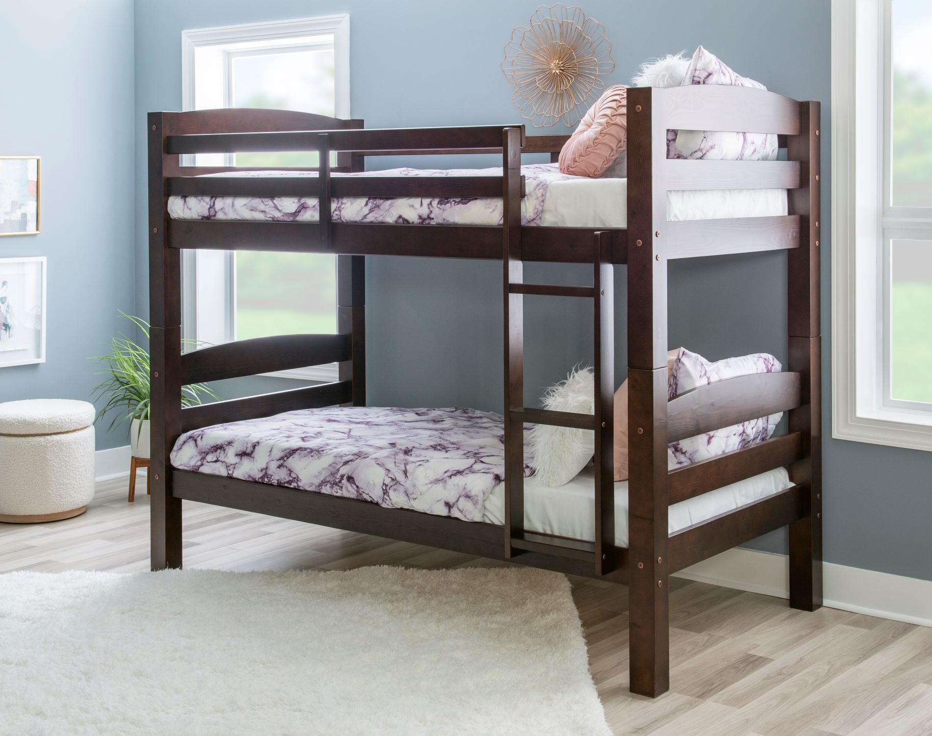 Leons 2024 bunk beds