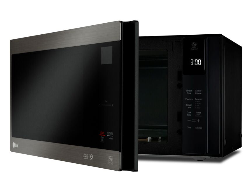 LG Smudge Resistant Black Stainless Steel NeoChef™ Countertop